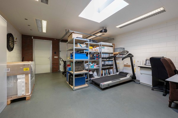 Medium property photo - Julianastraat 34, 4741 BW Hoeven